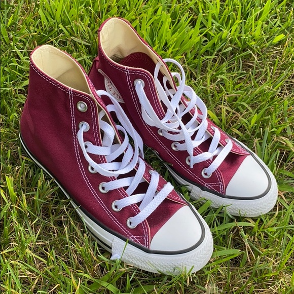 Converse High Tops Women 7 - Picture 1 of 6